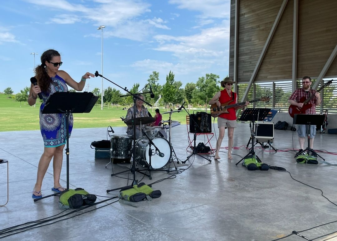 Katie and The Elements @ Clark Crew BBQ