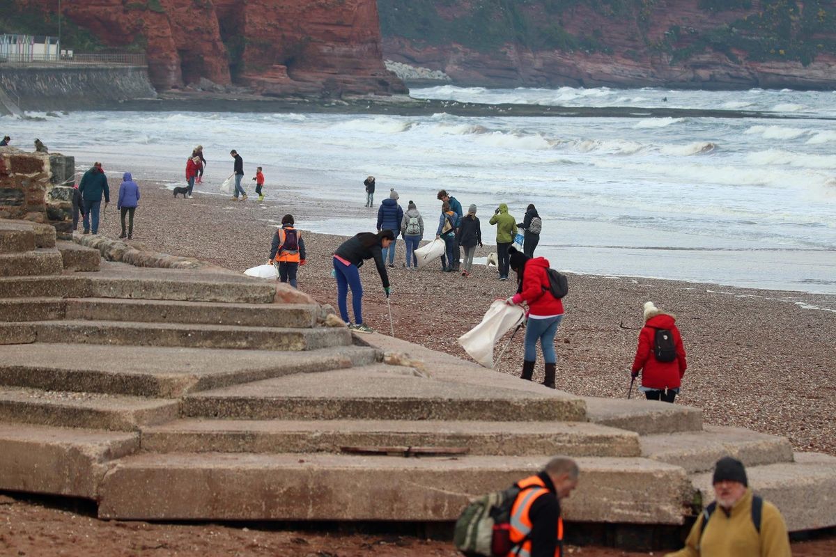 Preston Beach Clean!