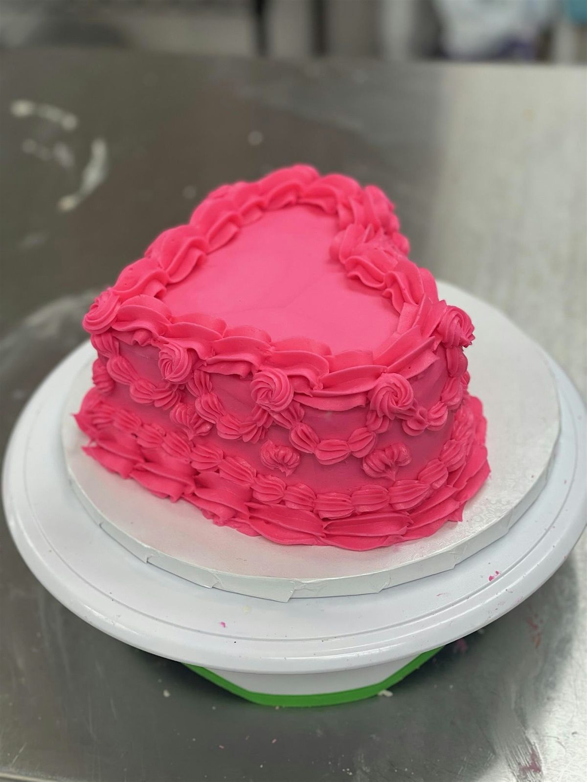 Vintage Heart Cake Class with Wine & Charcuterie!