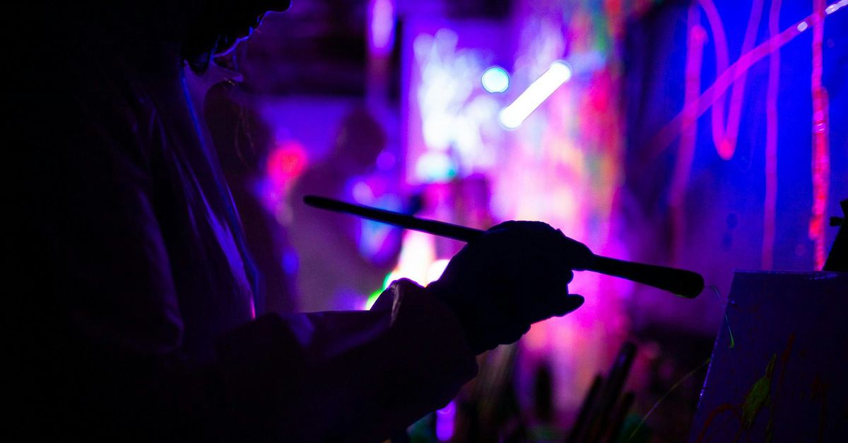 NEON SIP & PAINT SALE