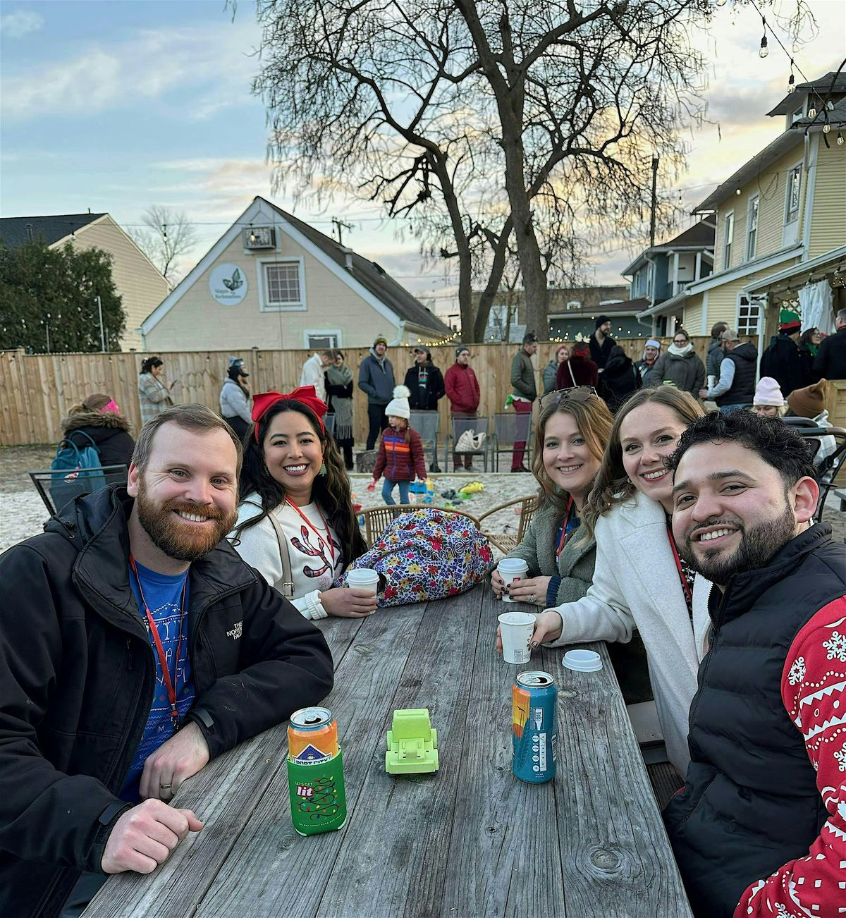 Gustave March\u00e9 de No\u00ebl Gift Market