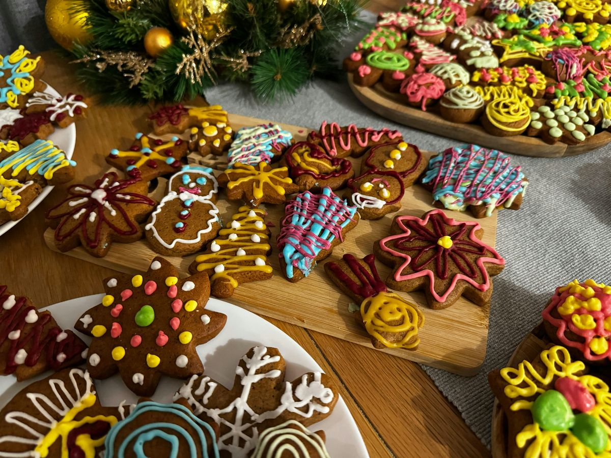 Family Christmas biscuit decoration