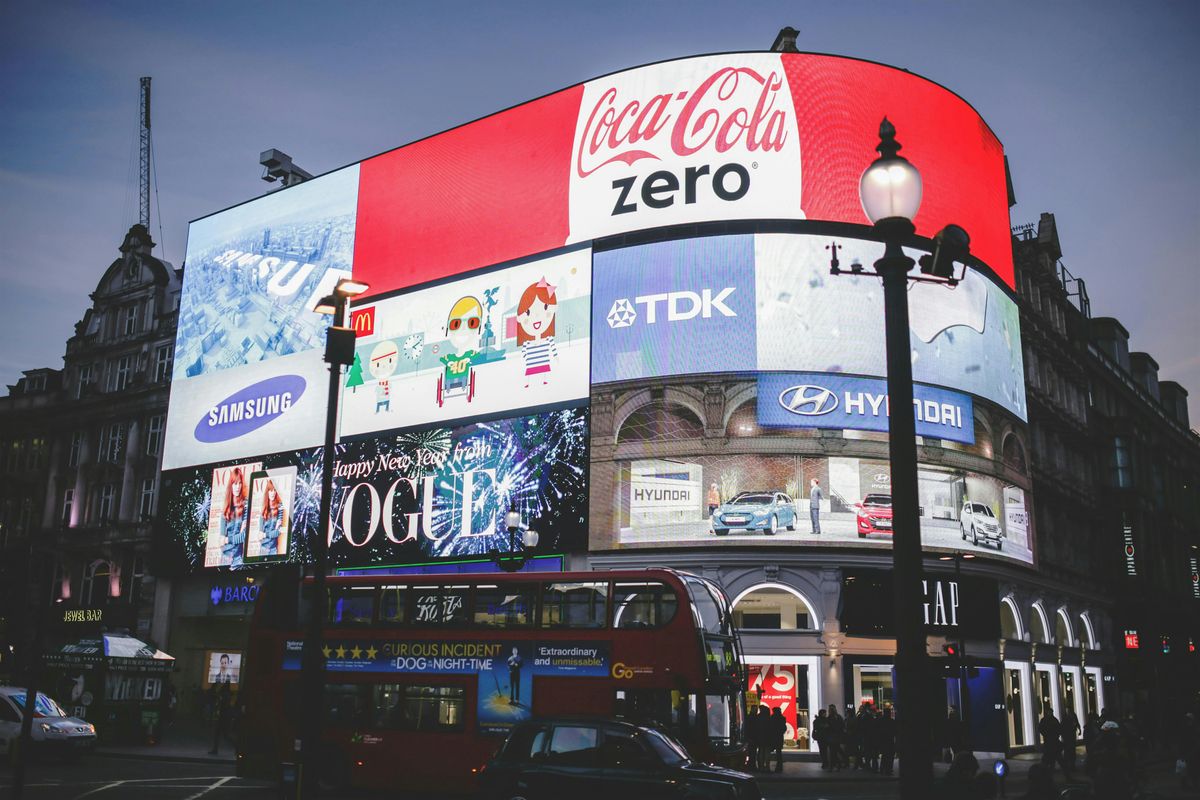 How advertising influences waste \u2013 and what we can do about it