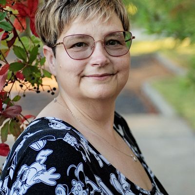 Kim Kieffer Robotime Brand Ambassador