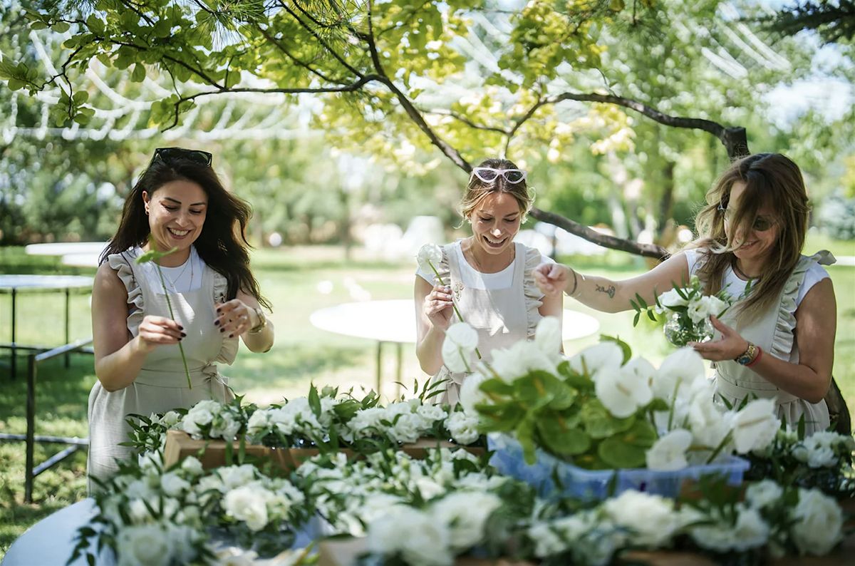 Wedding Table Centerpiece DIY Flower Arranging Class