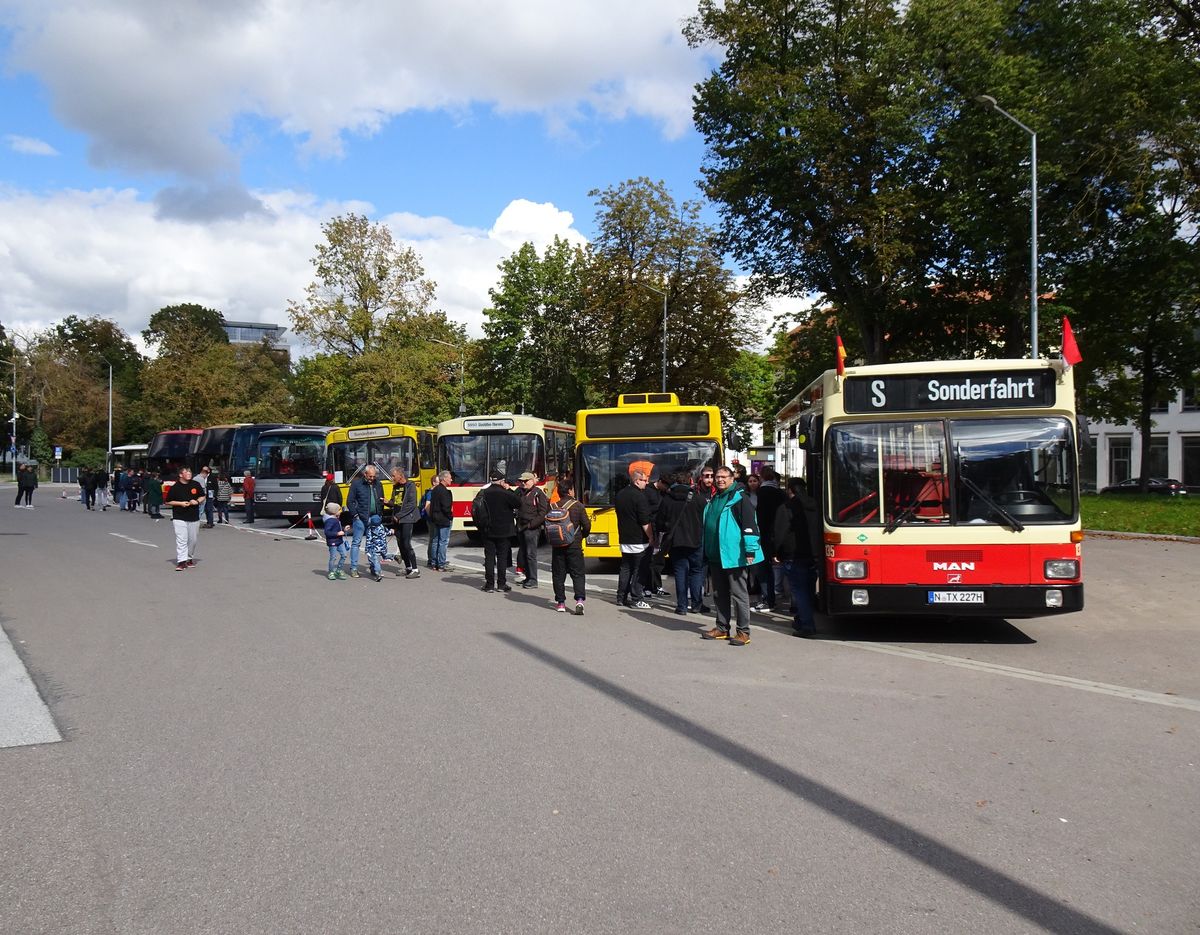 2. Bustreffen Oldtimerbusse in Regensburg 