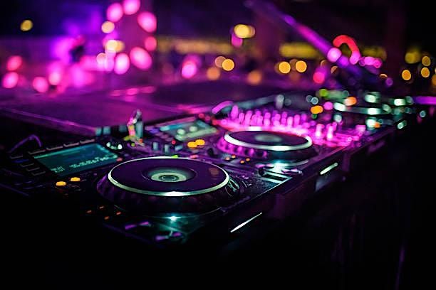 DJ Vicente