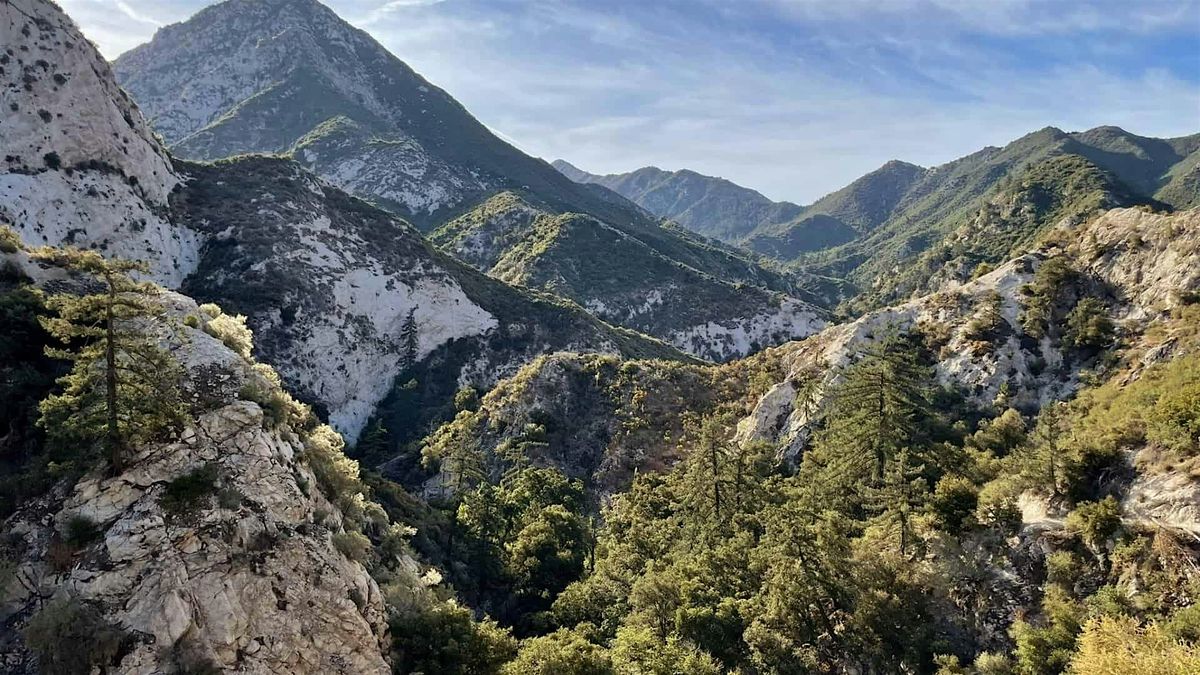 Hike with the Marshall Young Alumni Council - Gabrielino Trail, Brown Mt.