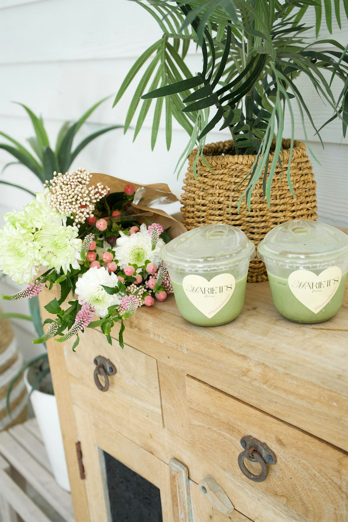 Sip & Paint w\/ Mariett\u2019s