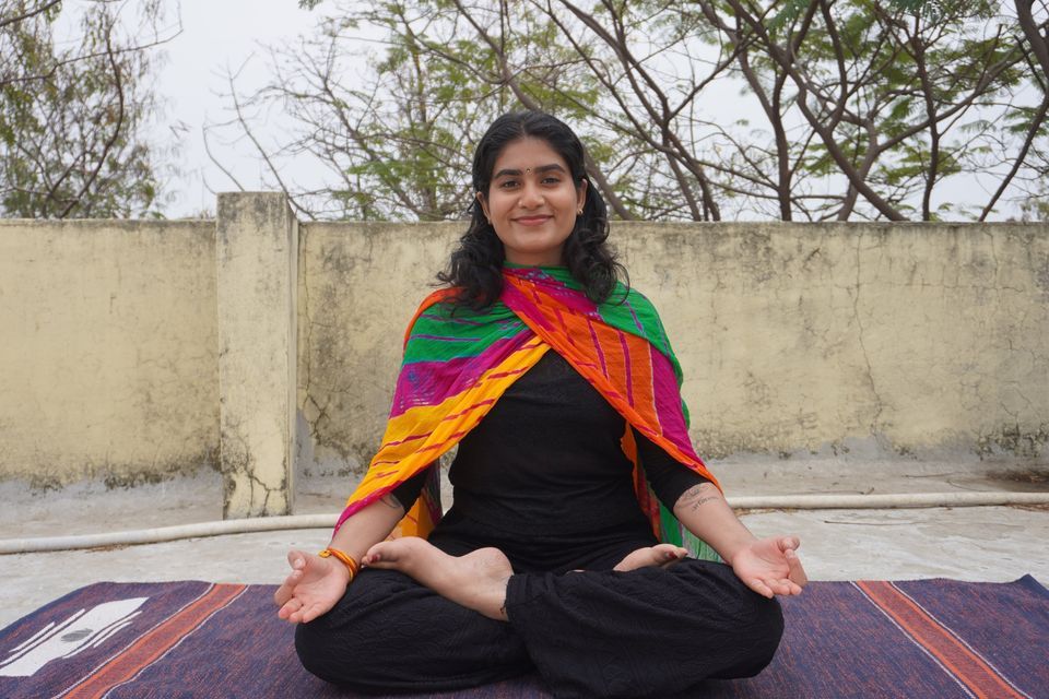 Introduction to Kundalini Yoga w\/ Satvika Iyer