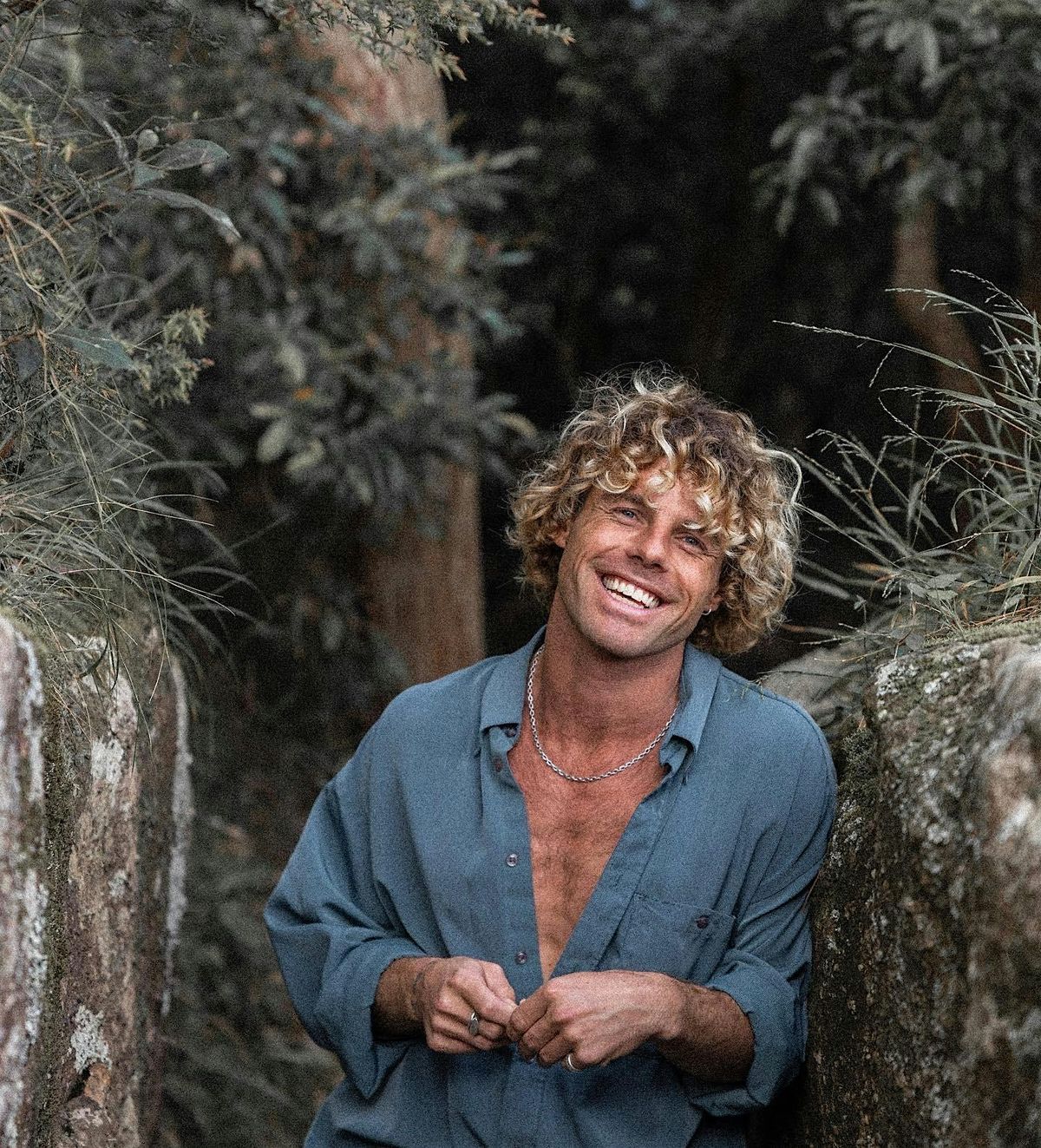 KIM CHURCHILL - Live at the Bowen Island Pub!