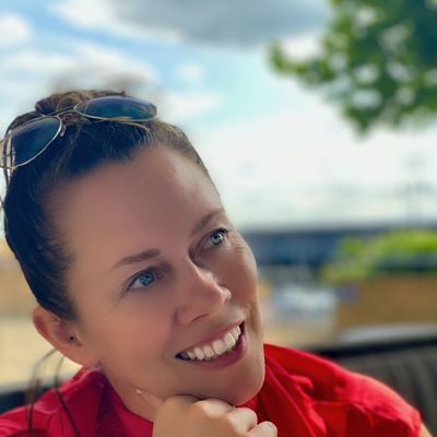 Essex Psychic. TV Medium.