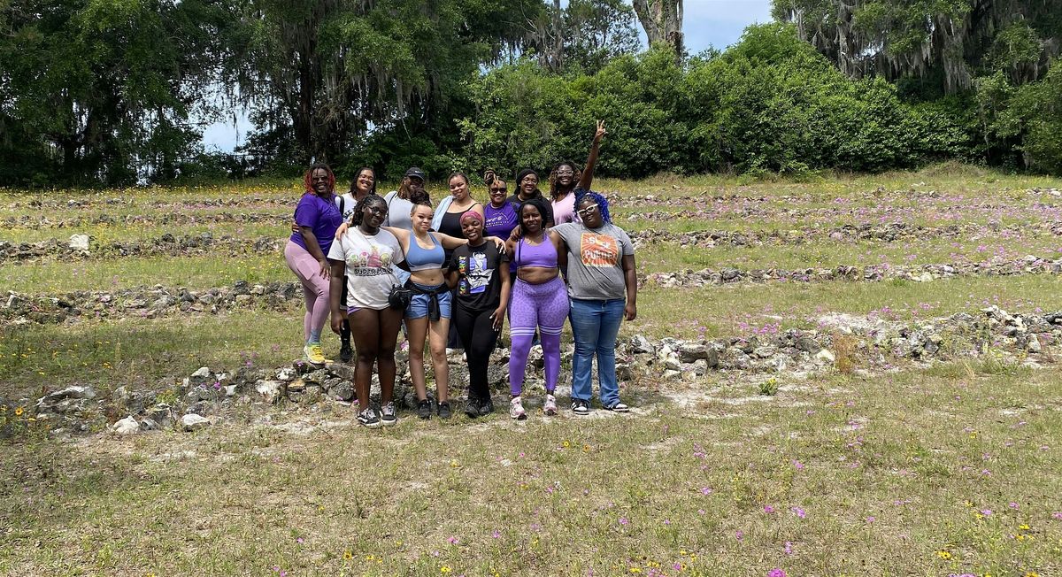 Accountability Circle Girlies Hiking
