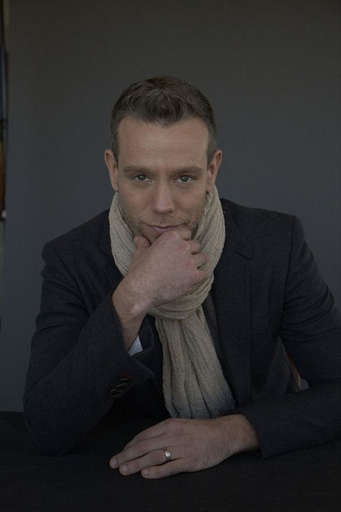 Adam Pascal in Roswell