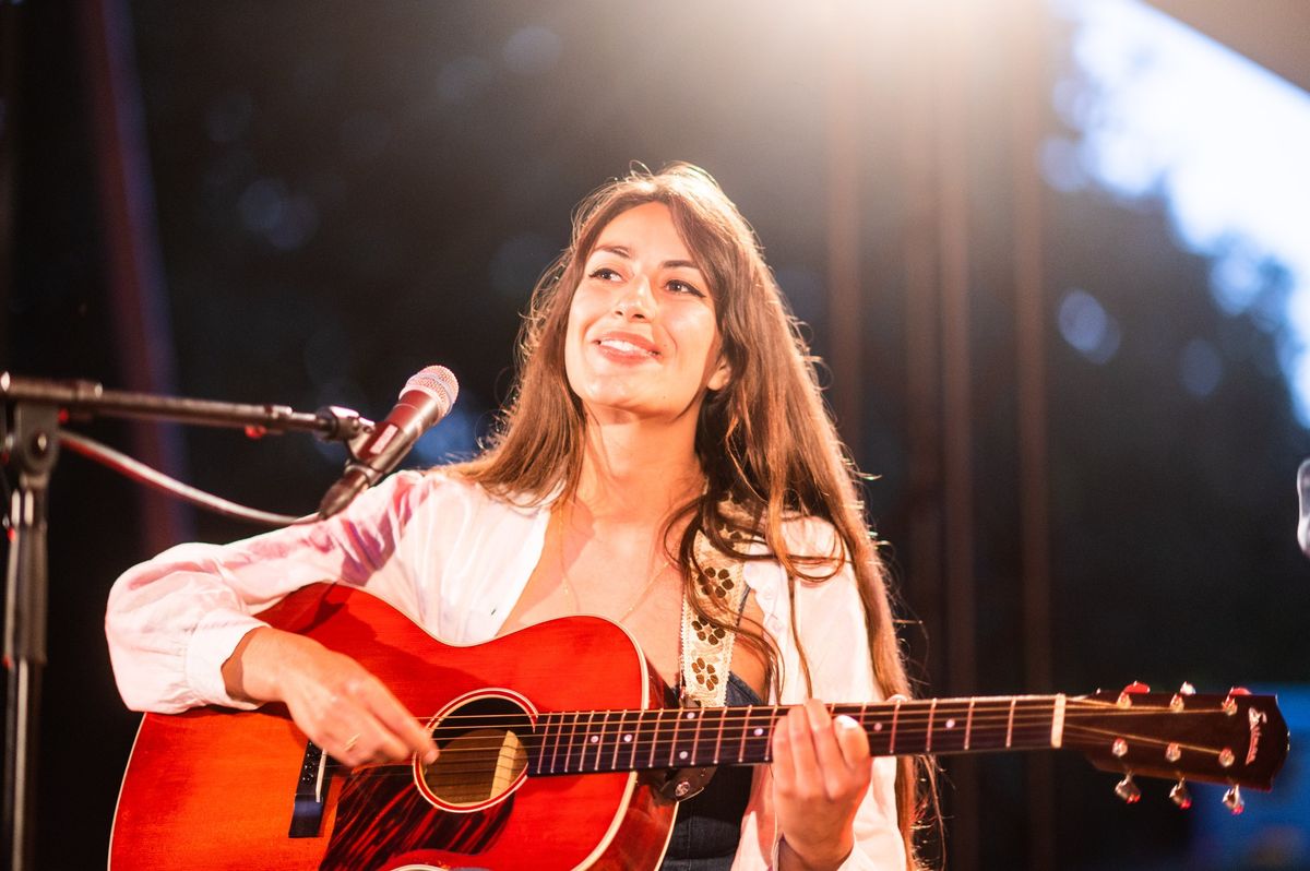 Indra Salima zingt Joni Mitchell - theaterconcert | Roermond - ECI cultuurfabriek