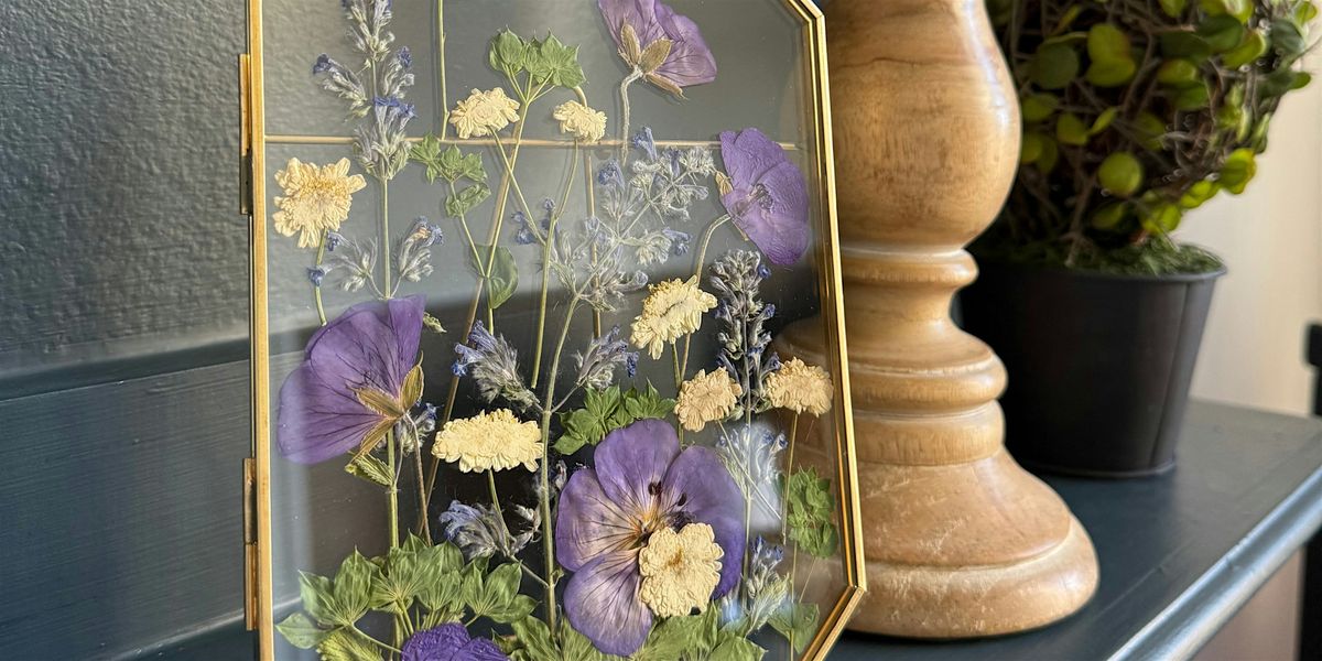 Petals Preserved: The Art of Flower Pressing