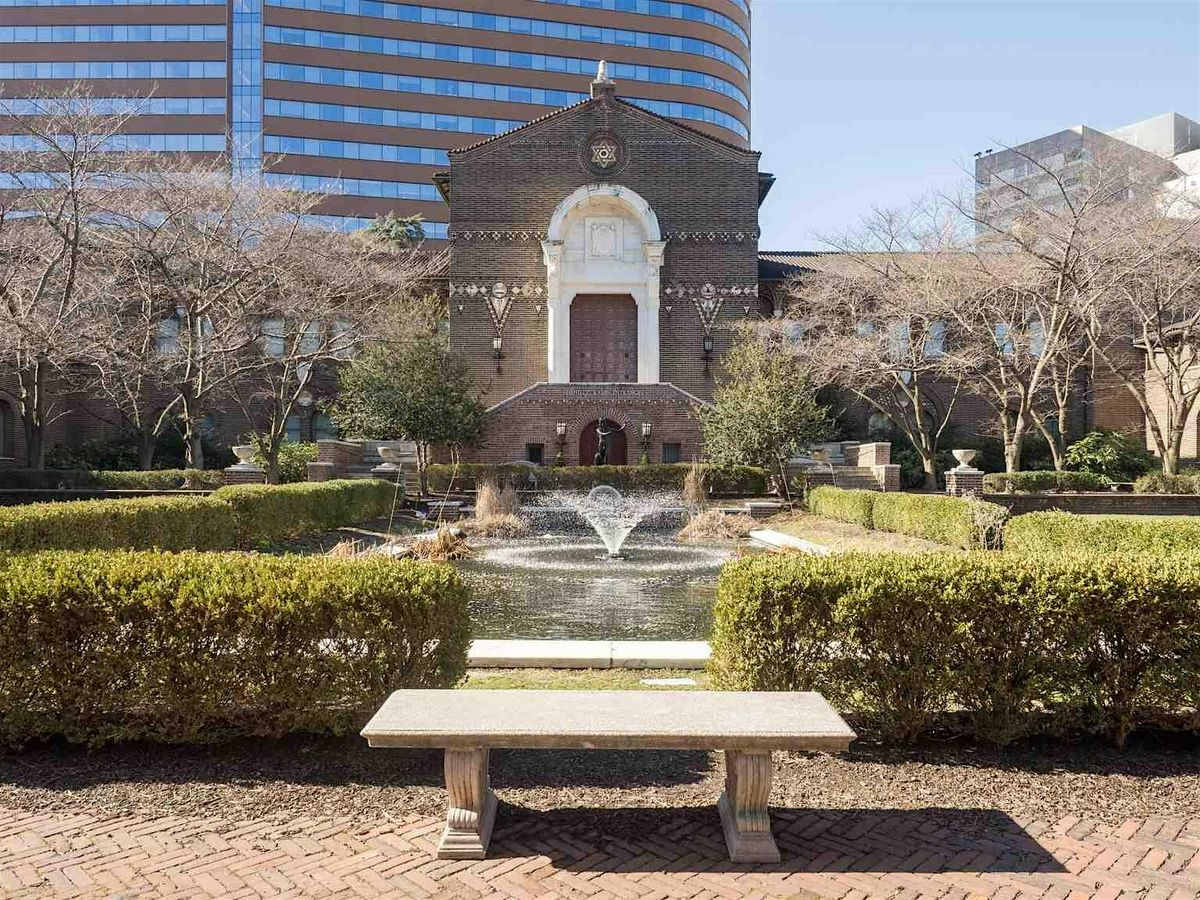 Philadelphia Audio Tour: Legends, Labs, and Landmarks of University City