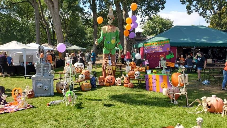 Halloween Swamp Meet at Oaks Park