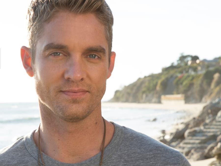 Brett Young Belfast
