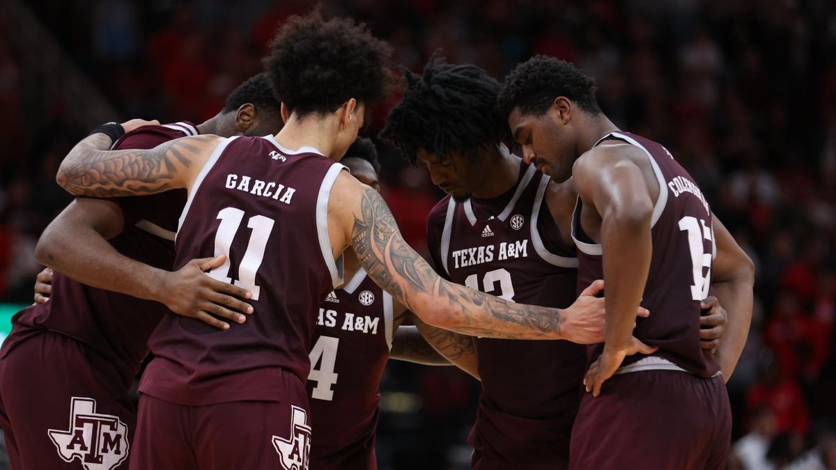 Auburn Tigers at Texas A&M Aggies Mens Basketball