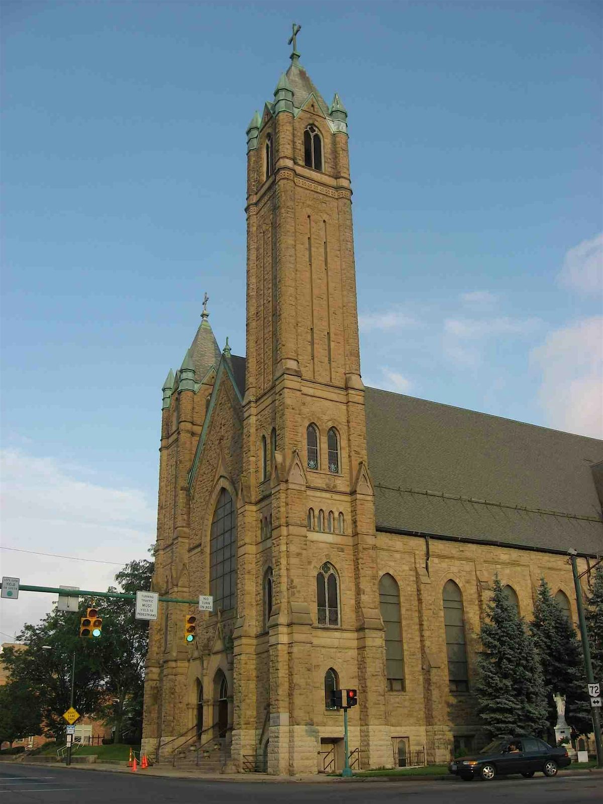 Springfield Audio Tour: Echoes of Legacy Through Downtown Landmarks