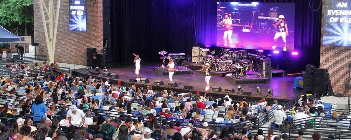 Musiq Soulchild, Leela James and Aneesa Strings at Mable House Amphitheatre