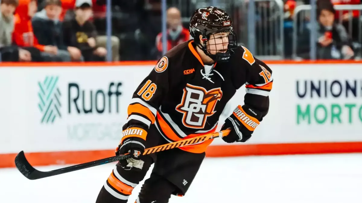 St. Thomas Tommies at Bowling Green State Falcons Mens Hockey