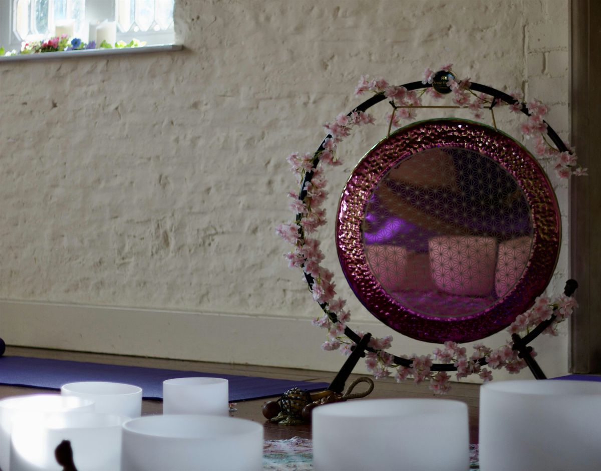 Drift into Sound -  Mediation  & sound  Bath with Mel