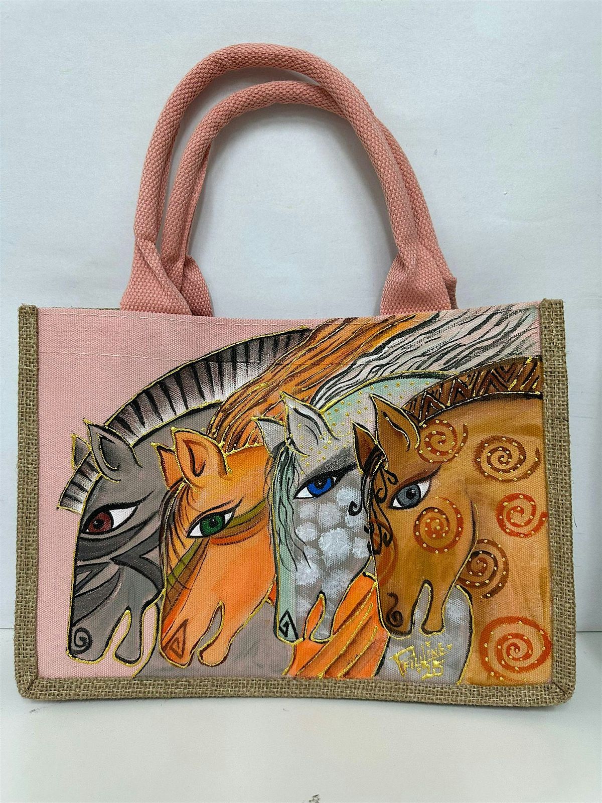 Acrylic Painting Course on Textiles by Pauline Goh