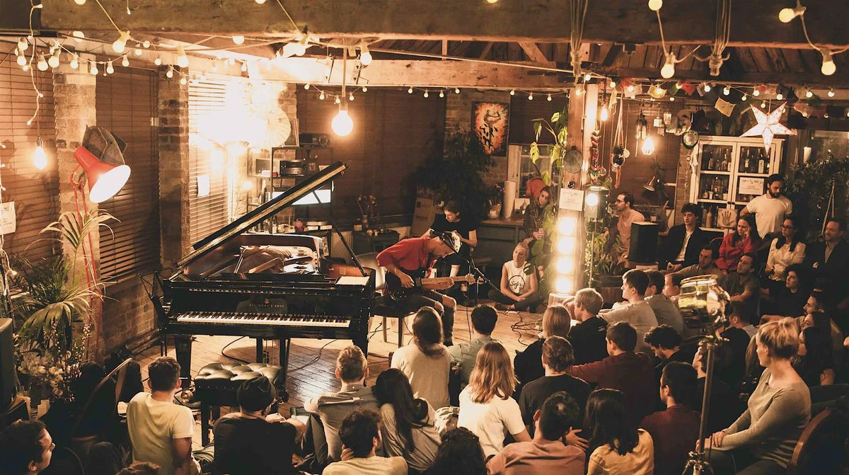 The Live Lounge | Live Music Showcase