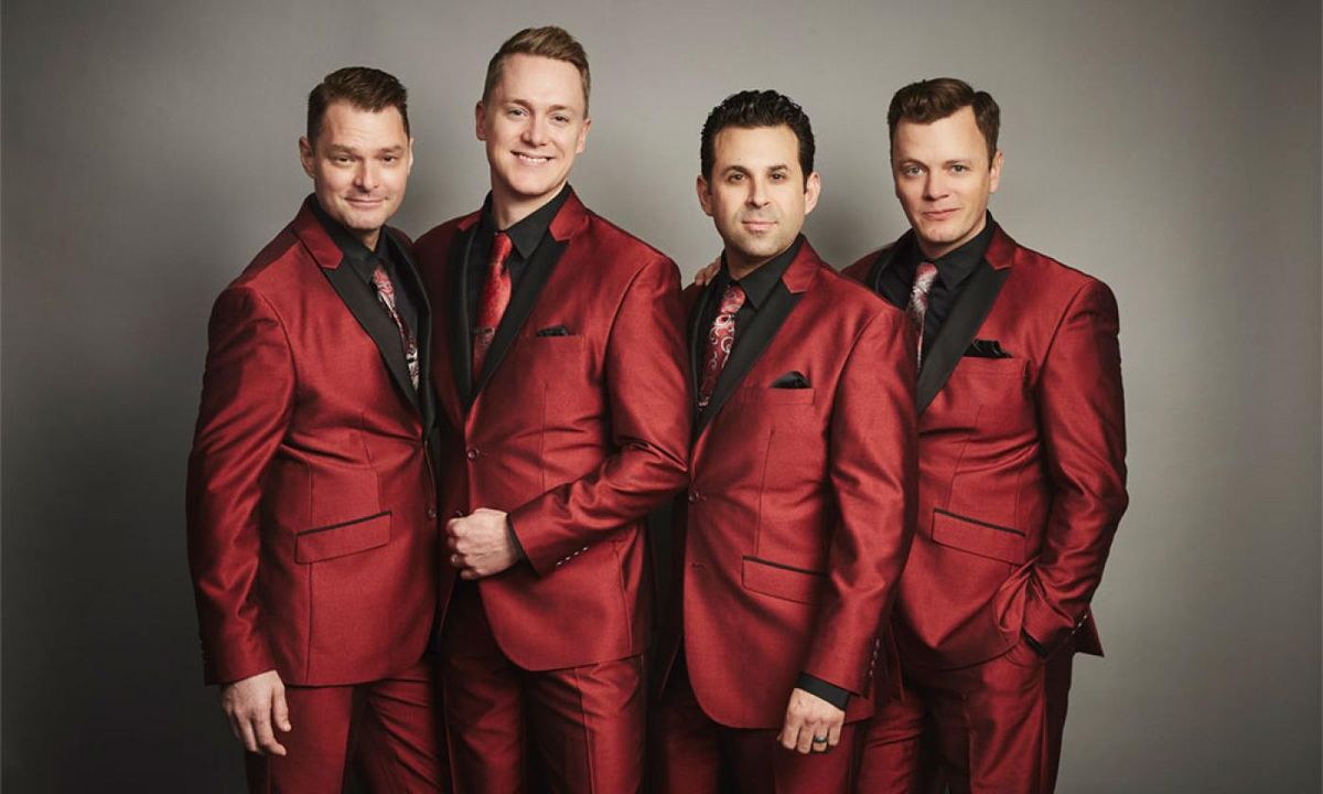 Parking Under The Streetlamp