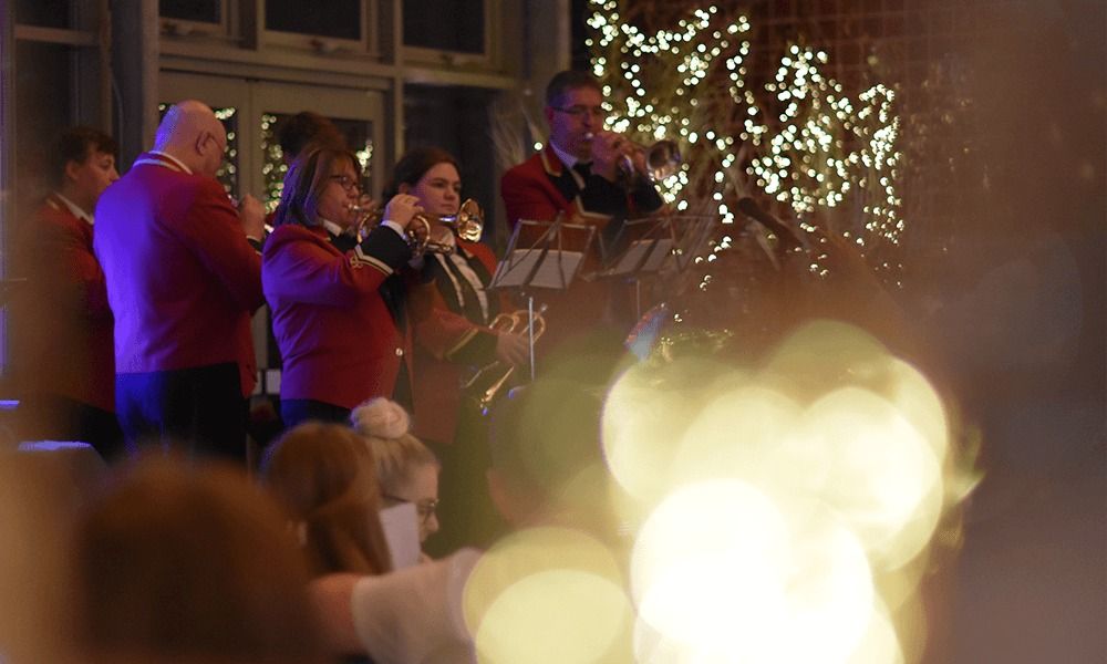 Outdoor Christmas Carol Service 