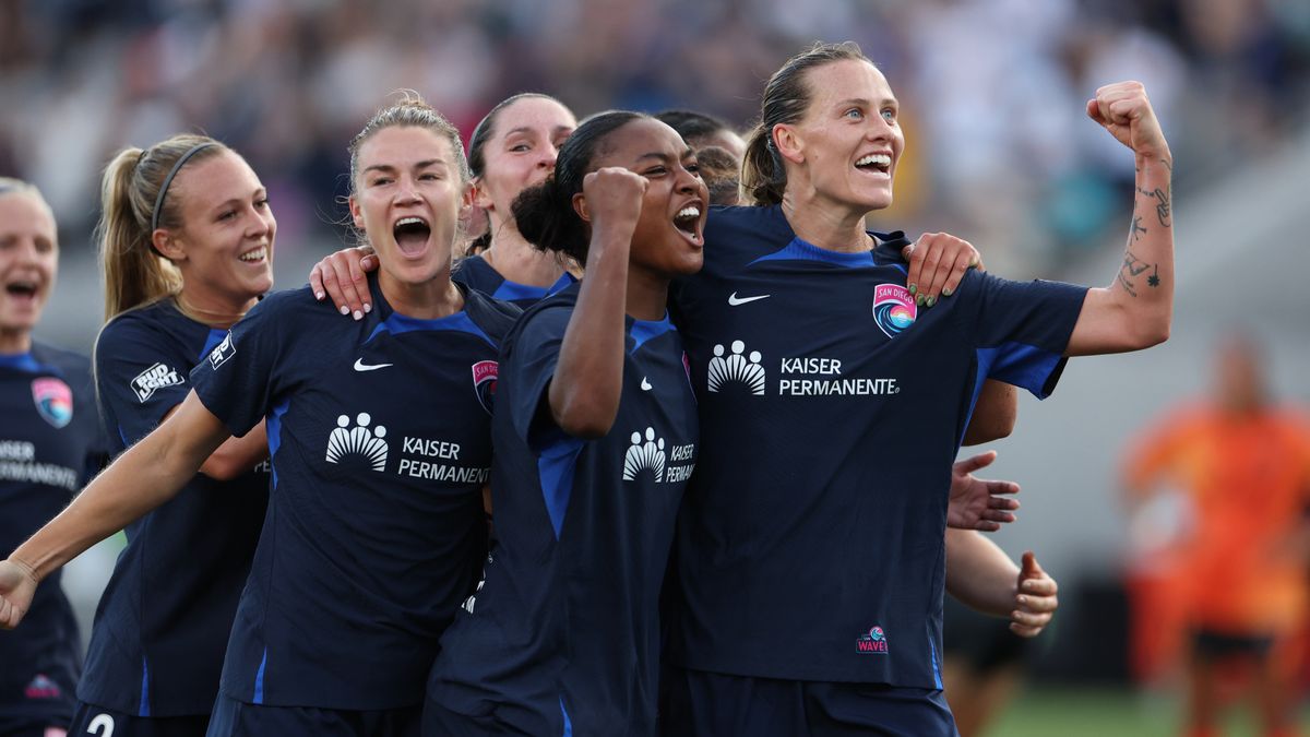 Houston Dash at San Diego Wave FC