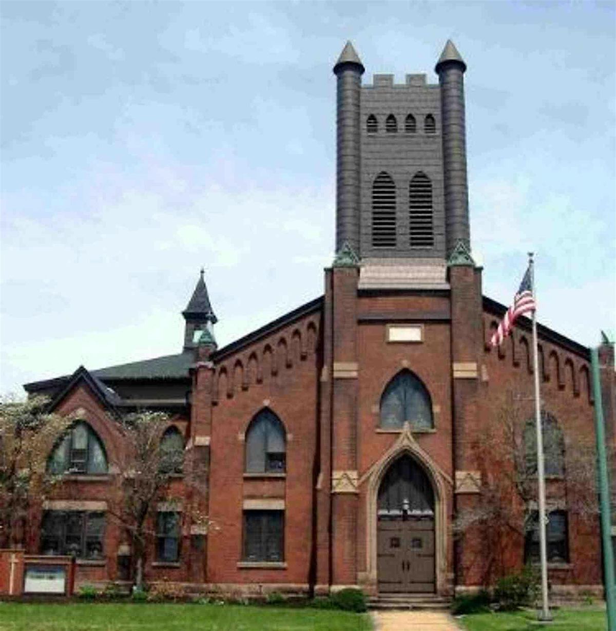 Canton Audio Tour: Echoes of Heritage in Downtown\u2019s Heart