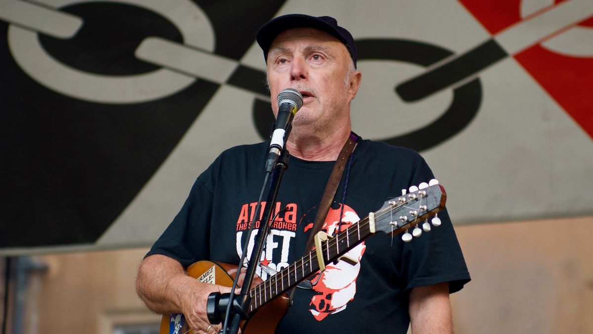 Town Festival of Music & Words: Attila The Stockbroker + Calum Baird