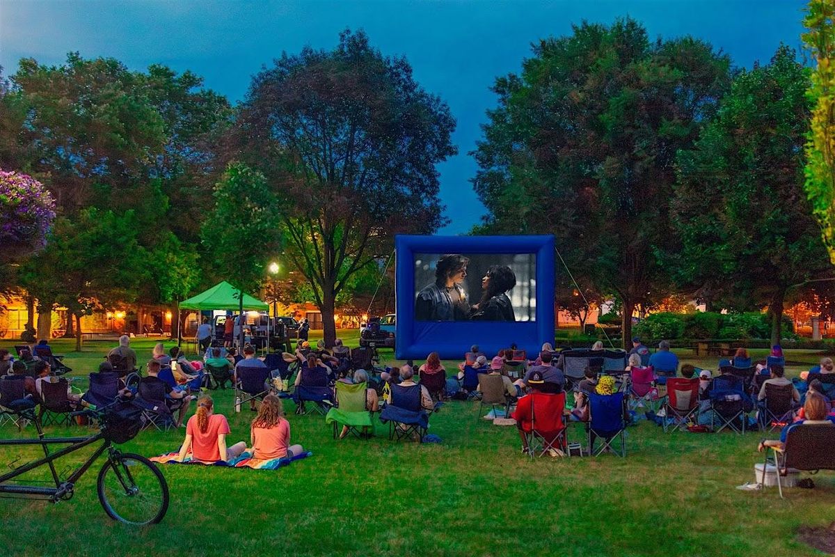 Summer Movie Nights in Topiary Park