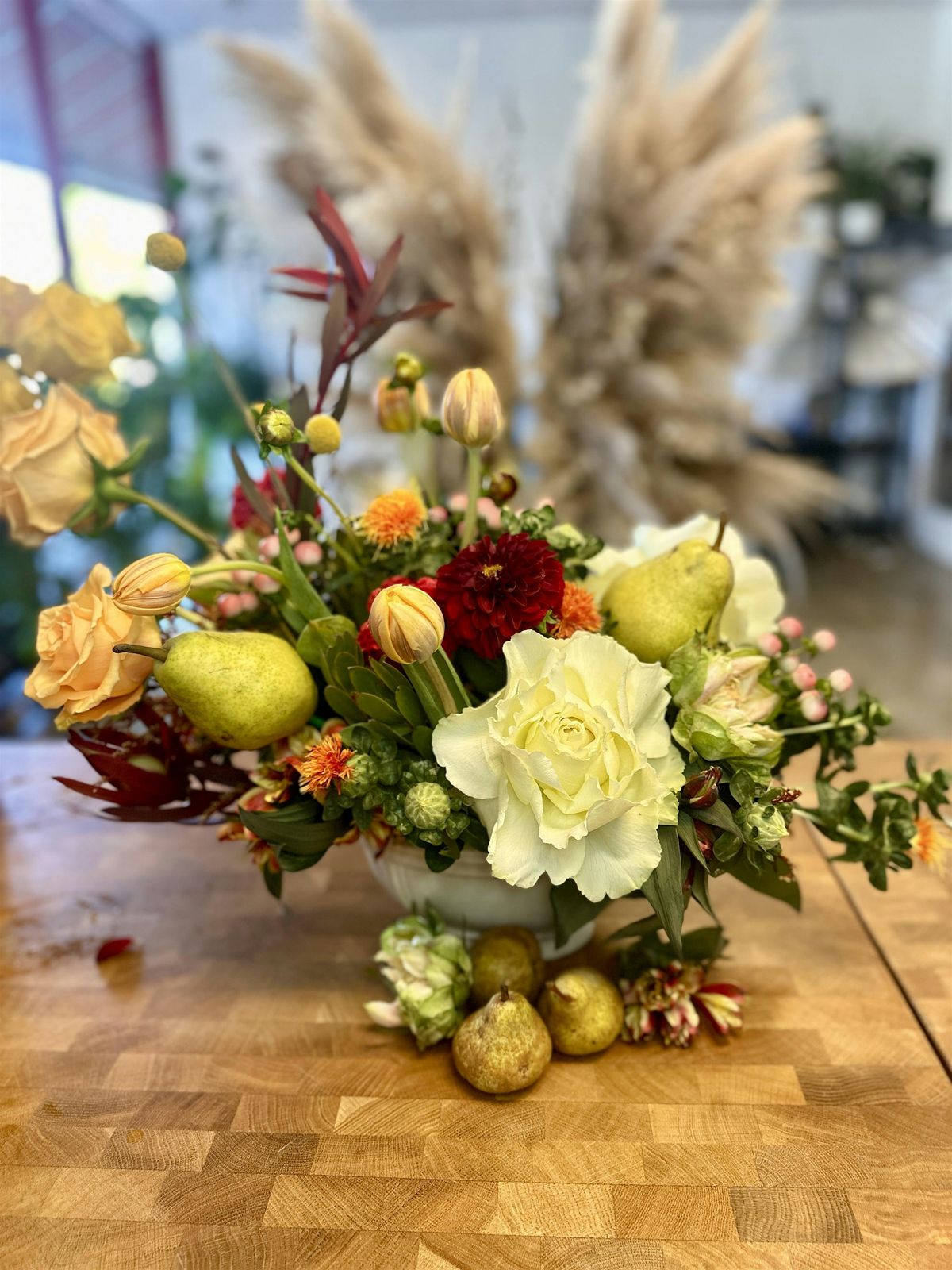 The Fullness of Giving Flower Centerpiece Workshop