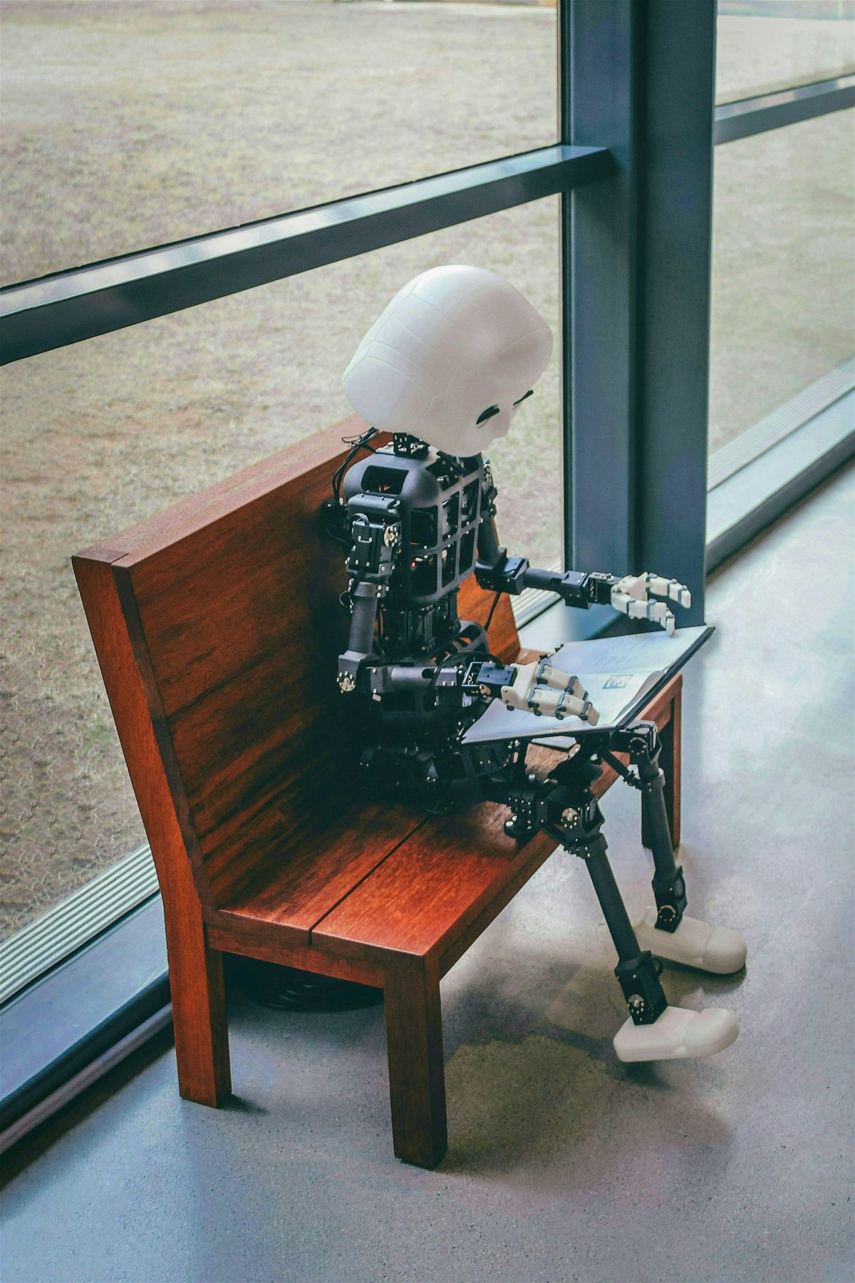 "You look like me, but you don't feel like me": AI in the workplace