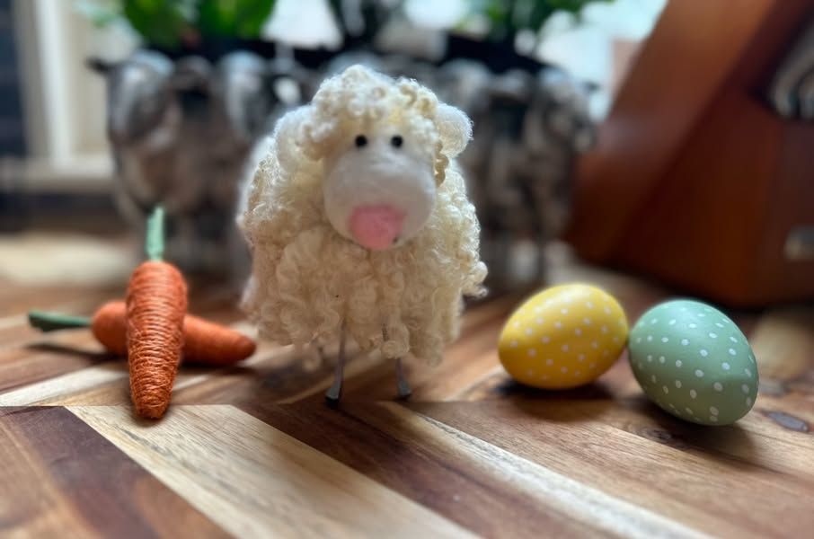 Easter Lamb with Farm Girl Felts