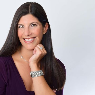 Pamela Zimmer - Bestselling Author, Speaker and \