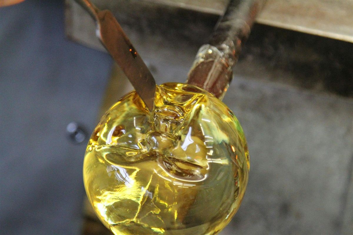 Glass Blowing Level Two Workshop: Solid Sculpting | 2025