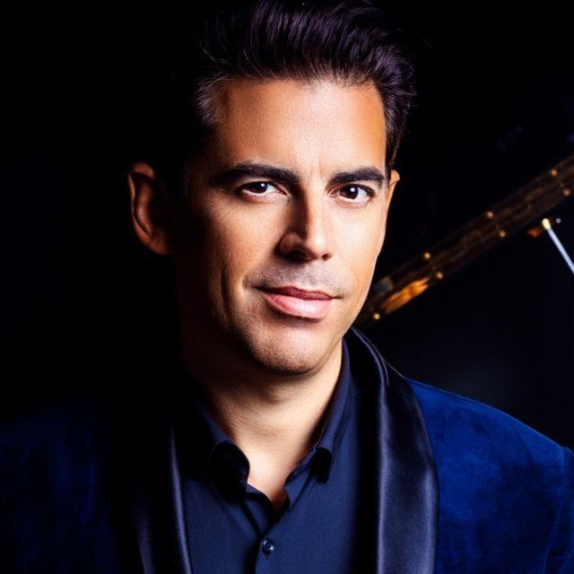 Tony DeSare in Edmonton