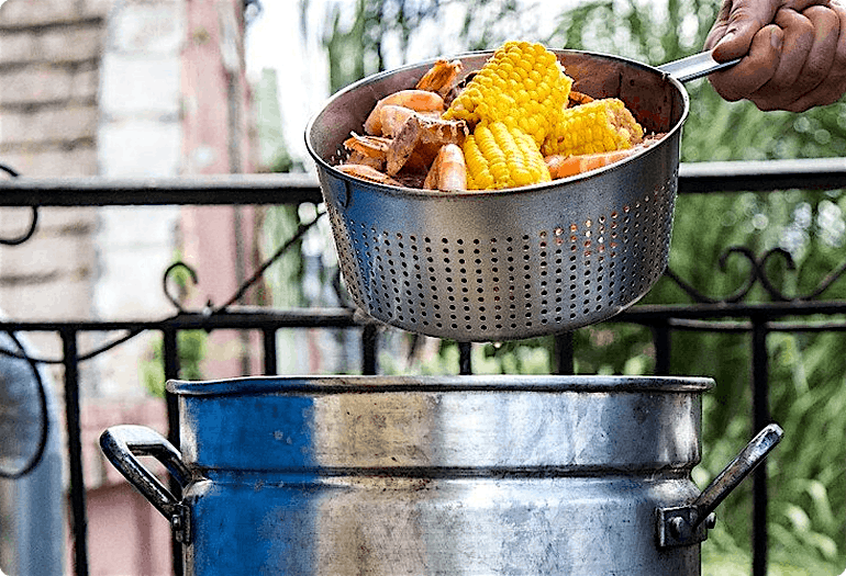 Shrimp Boil Cabaret Cooking Class