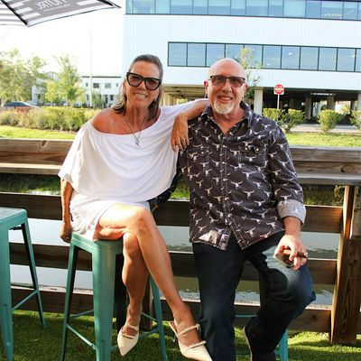 Estate Cigars & Social