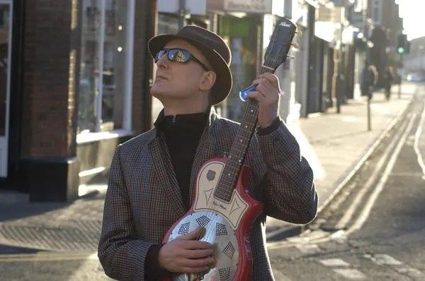 Michael Messer Slide Guitar Masterclass (Folkestone Songwriting Festival 2024)