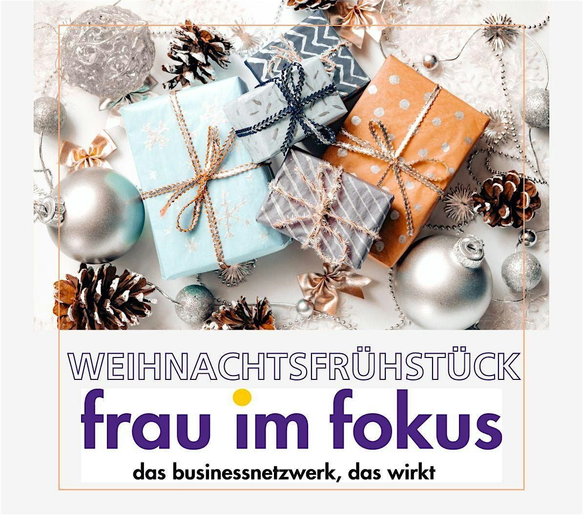 Weihnachtsbusiness-Fr\u00fchst\u00fcck Frau im Fokus