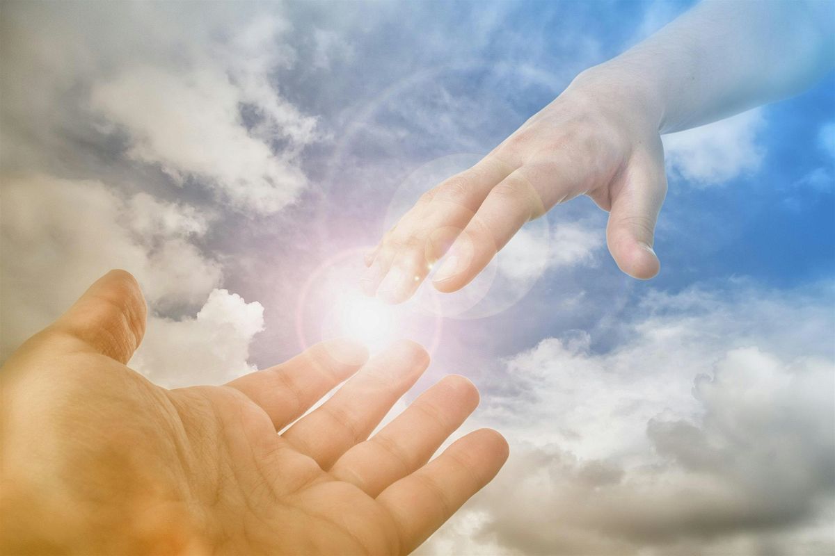 Mediumship Demonstration: Connecting to Departed Loved Ones