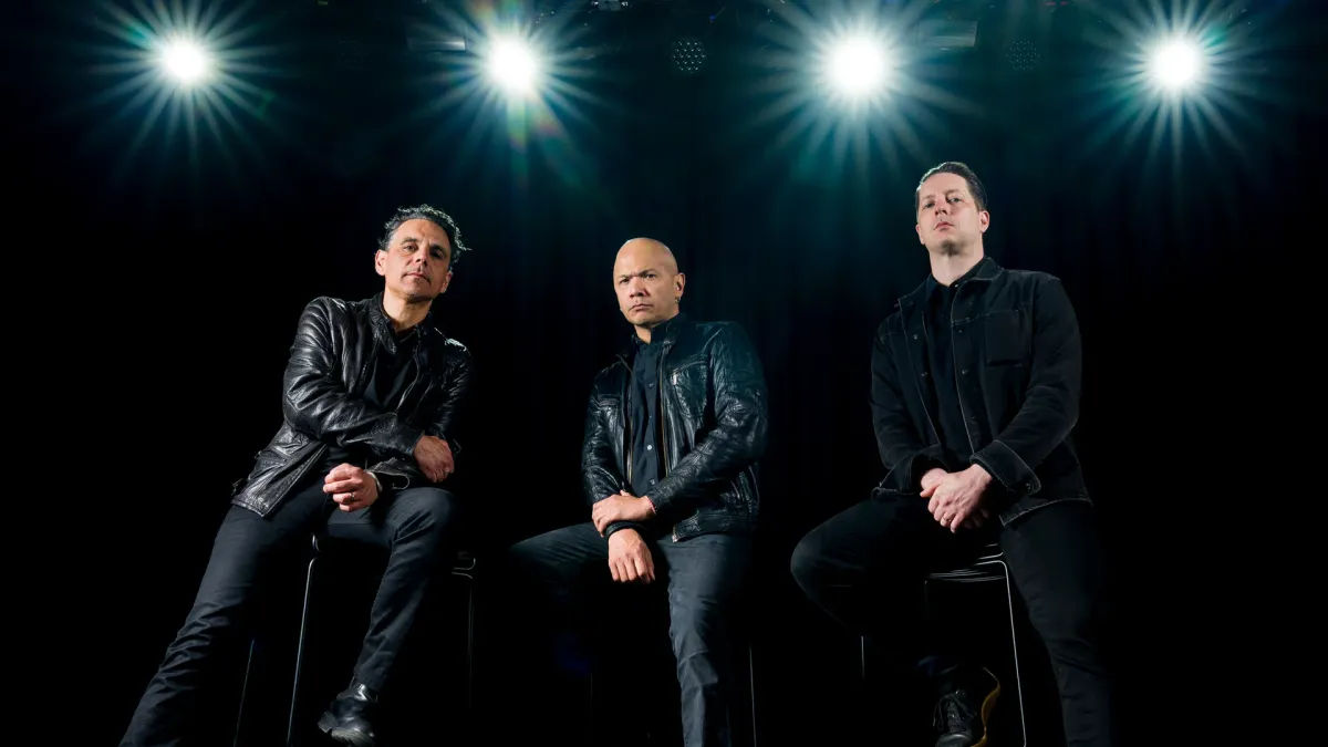 Danko Jones, Tuk Smith & The Restless Hearts in London