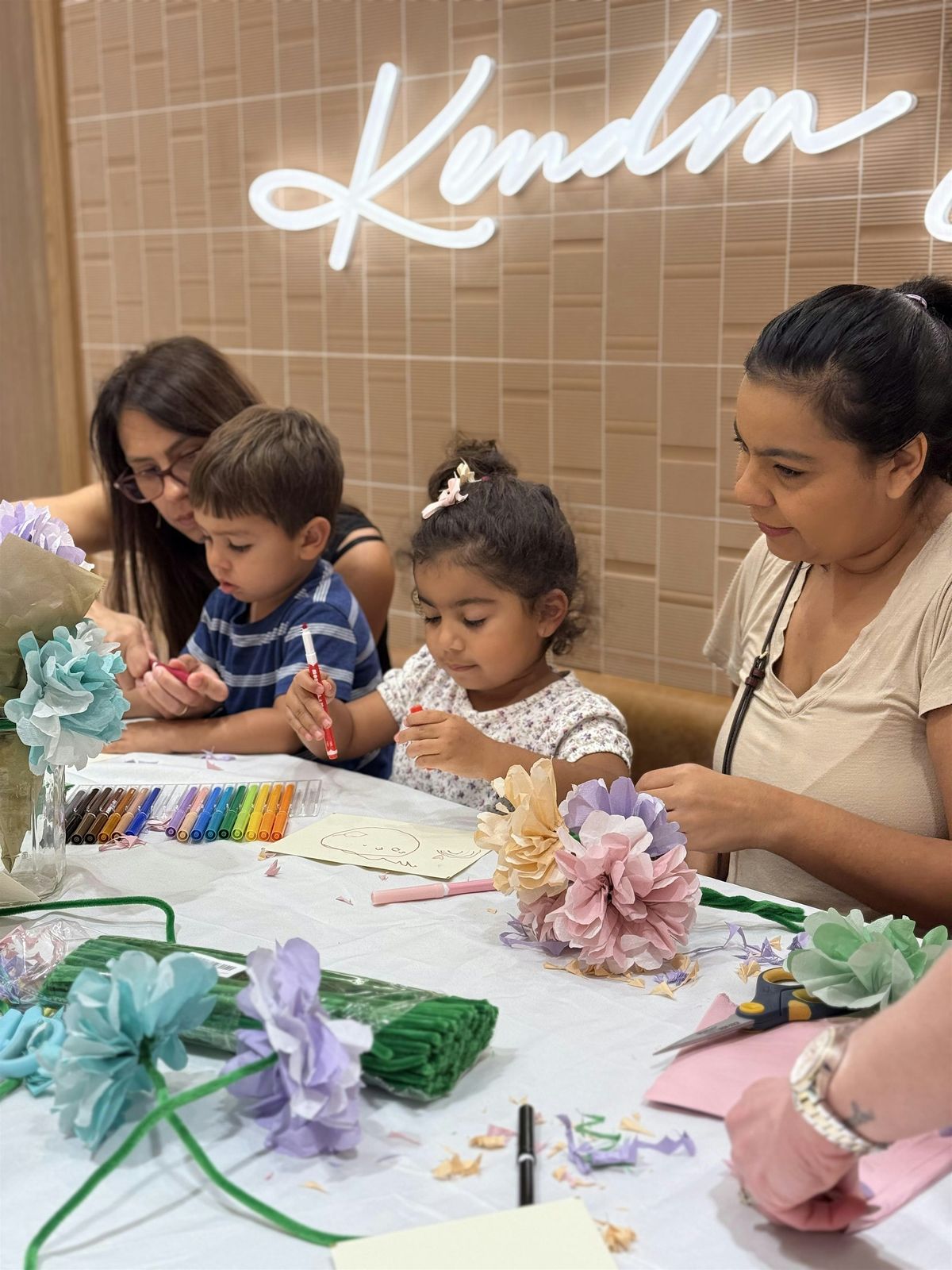 PembrokeKIDS with Kendra Scott & Comic Kids