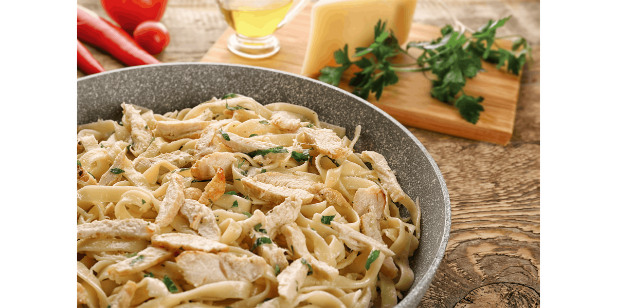 Make Alfredo Pasta With Chef Maricarmen at a Local Brewery - Pasta Making Cooking Class in Phoenix | Classpop!\u2122
